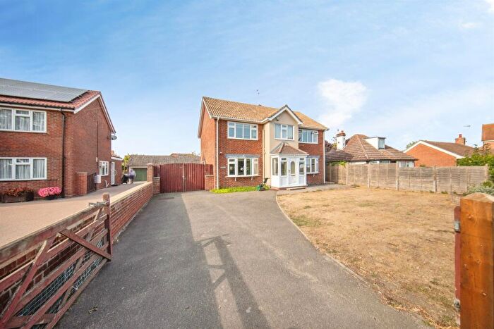 4 Bedroom Detached House For Sale In Oakley Road, Harwich, CO12