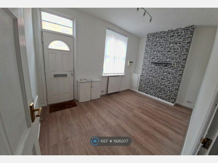 2 Bedroom Terraced House To Rent In Ilford Street, Manchester, M11