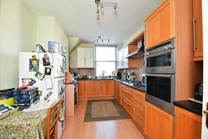2 Bedroom Apartment For Sale In Wingfield Street, Ipswich, Suffolk, IP4
