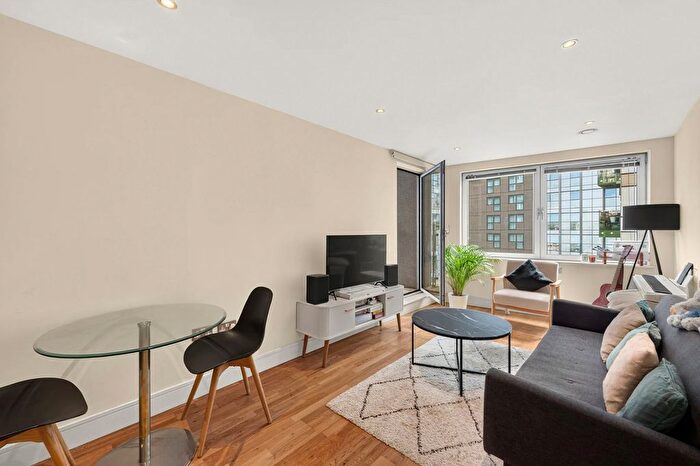 1 Bedroom Flat For Sale In Indescon Square, Millwall, E14