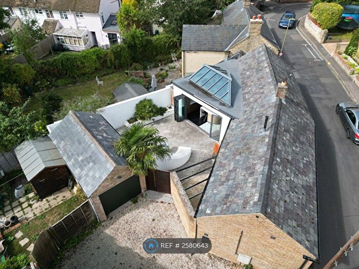 2 Bedroom Detached House To Rent In Gladstone Road, Headington, Oxford, OX3
