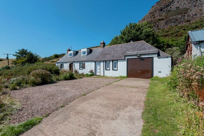 4 Bedroom Detached House For Sale In Inverbervie, Angus, DD10