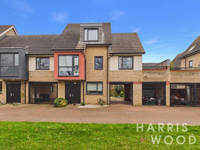 3 Bedroom Link Detached House For Sale In Citius Parade, Colchester, Essex, CO4