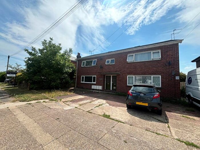 1 Bedroom Flat To Rent In Fitzgilbert Road, Colchester, CO2