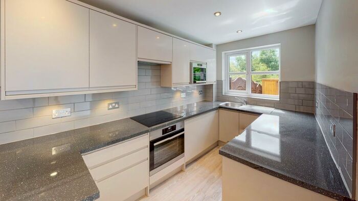 1 Bedroom Flat To Rent In Andrews Place London, SE9