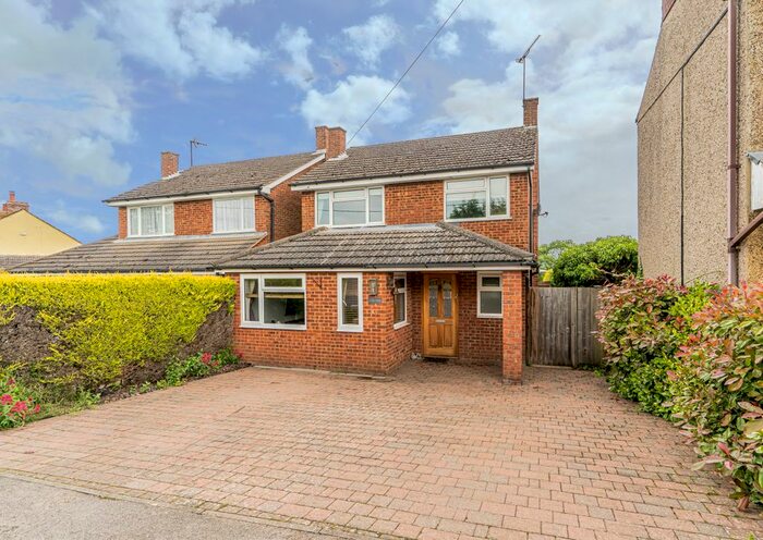 3 Bedroom Detached House For Sale In Winslow Road, Nash, Milton Keynes, Buckinghamshire, MK17