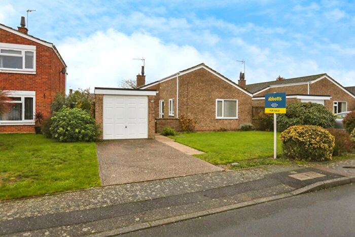 3 Bedroom Bungalow For Sale In Knights Close, Old Newton, Stowmarket, Suffolk, IP14