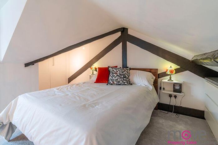 2 Bedroom Apartment To Rent In Albert Road, Cheltenham, GL52