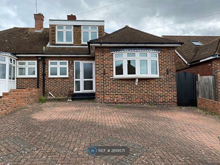 3 Bedroom Bungalow To Rent In Cerne Road, Gravesend, DA12