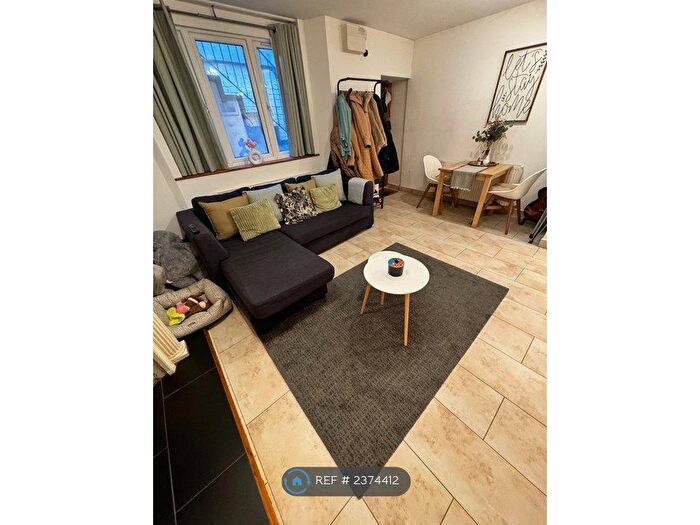 1 Bedroom Flat To Rent In Eversholt Street, London, NW1