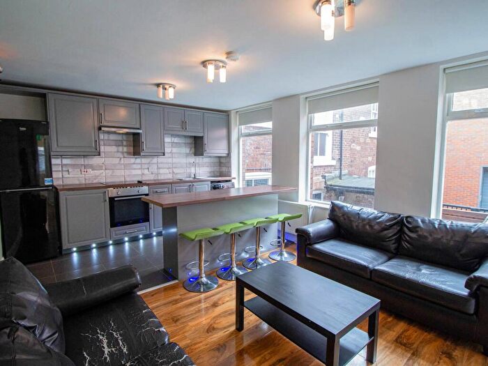 3 Bedroom Apartment To Rent In Providence Place #, LS2