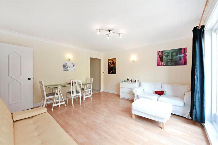 1 Bedroom Flat To Rent In Hera Court, Homer Drive, E14