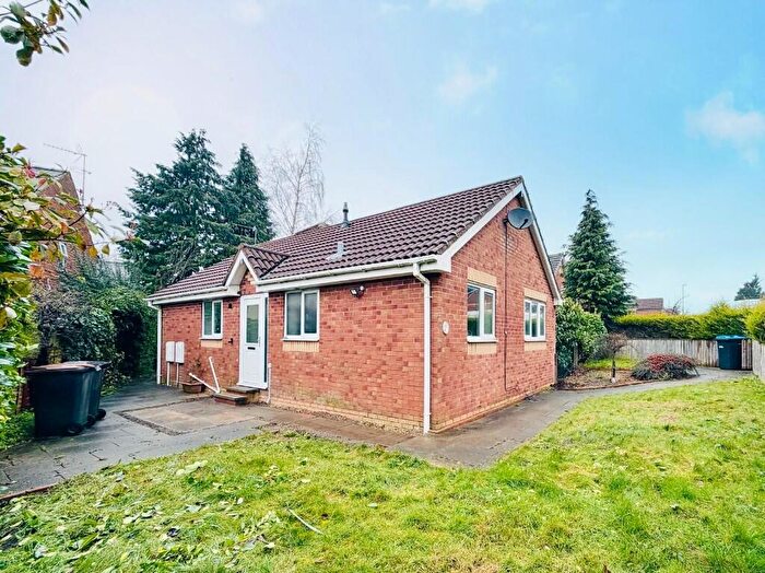 2 Bedroom Bungalow For Sale In Hillbank View, Harrogate, North Yorkshire, HG1
