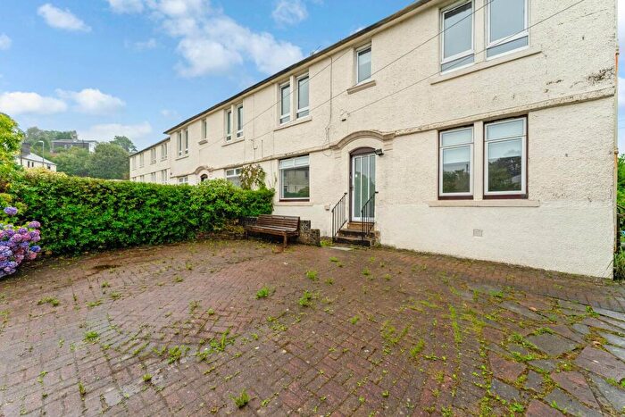 2 Bedroom Apartment For Sale In Oldhall Drive, Kilmacolm, PA13