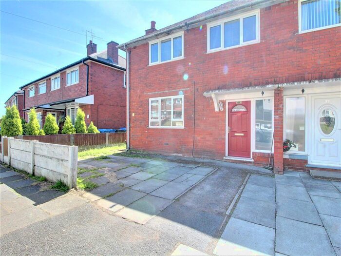 3 Bedroom Semi-Detached House To Rent In Pershore Road, Middleton, Manchester, M24