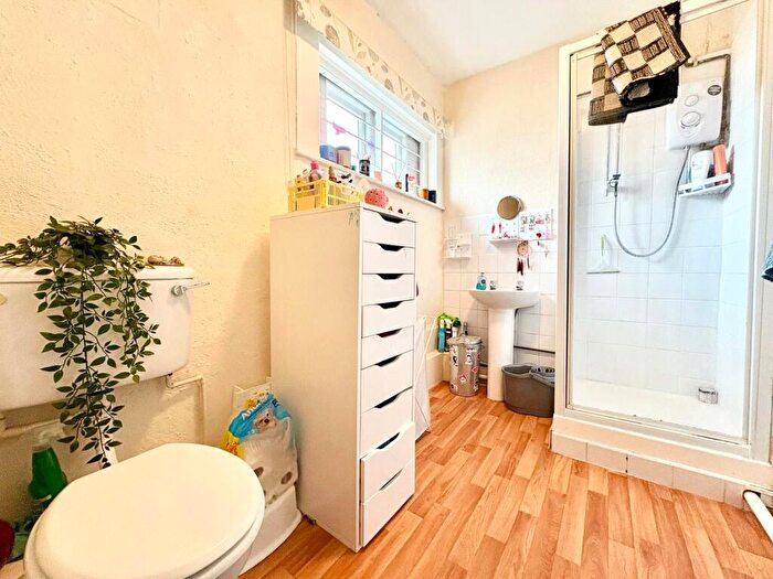 1 Bedroom Maisonette To Rent In Baker Street, Reading, Berkshire, RG1