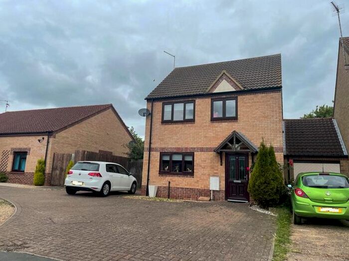 3 Bedroom Detached House To Rent In Bedford Court, Peterborough, PE6