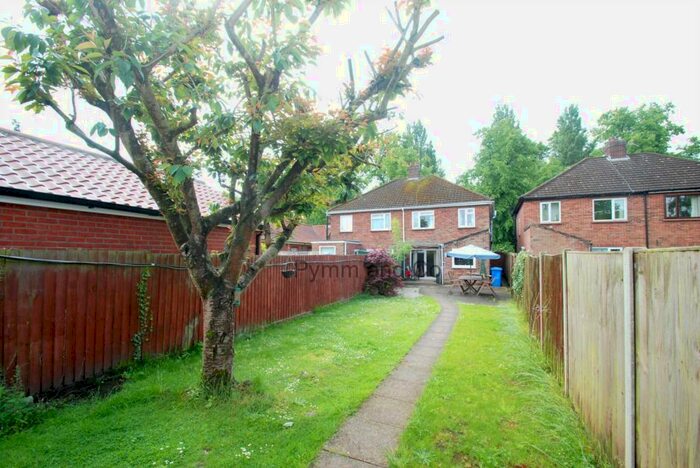 4 Bedroom Semi-Detached House To Rent In Bowthorpe Road, Norwich, NR5