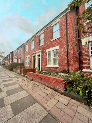 5 Bedroom House To Rent In Sidney Grove, Newcastle Upon Tyne, NE4