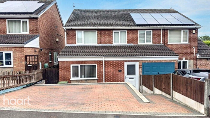 3 Bedroom Semi-Detached House For Sale In Hempshill Lane, Nottingham, NG6