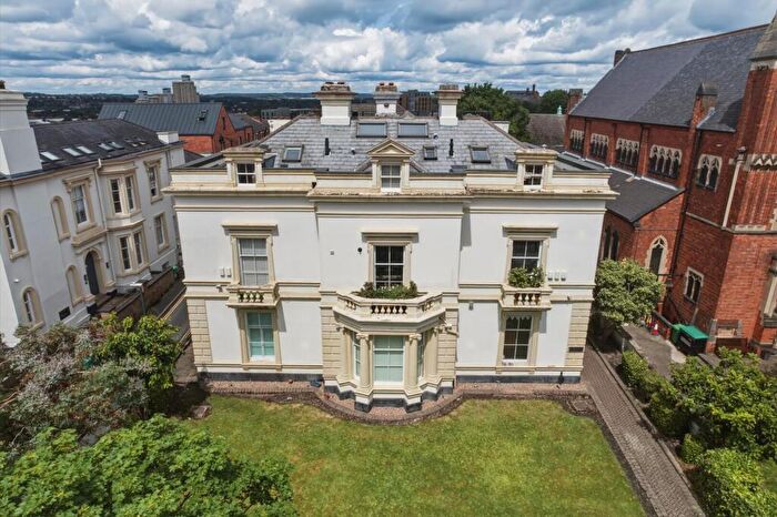 1 Bedroom Apartment For Sale In Westbury House, Derby Road, The Park, NG7