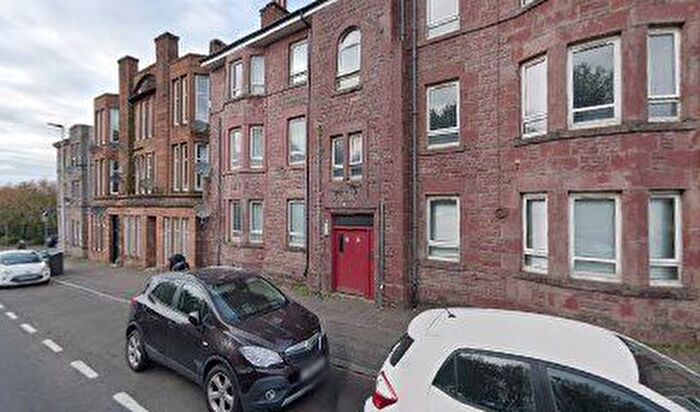2 Bedroom Flat To Rent In Thorn Brae, Johnstone, Renfrewshire, PA5
