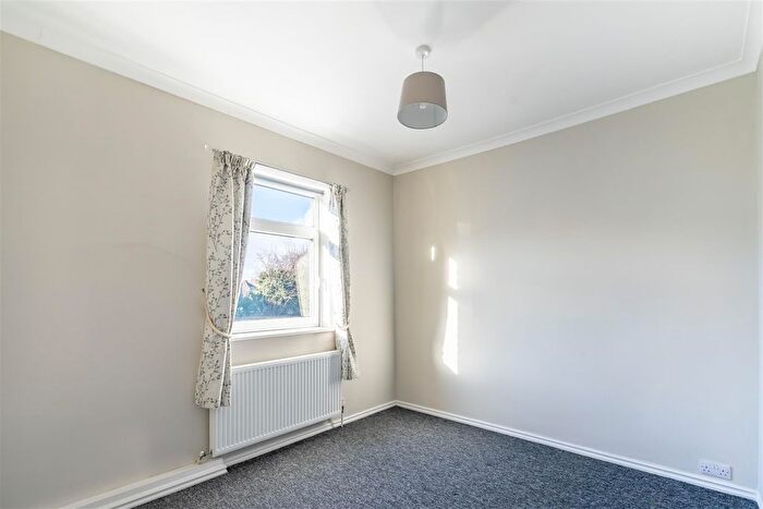 2 Bedroom End Of Terrace House To Rent In North Eastern Terrace, York, YO24