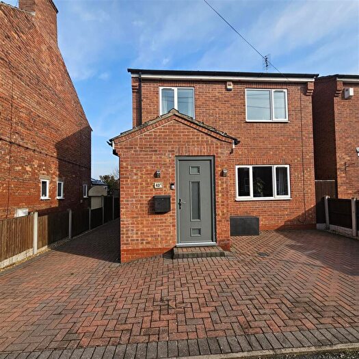 3 Bedroom Detached House For Sale In Darrel Road, Retford, DN22