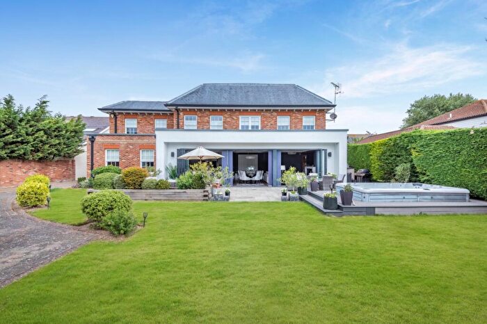 6 Bedroom Detached House For Sale In Kings Avenue, Sandwich Bay, Sandwich, Kent, CT13