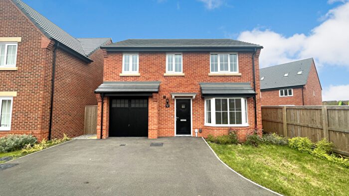 4 Bedroom Detached House To Rent In Swanage Close, Preston, PR4