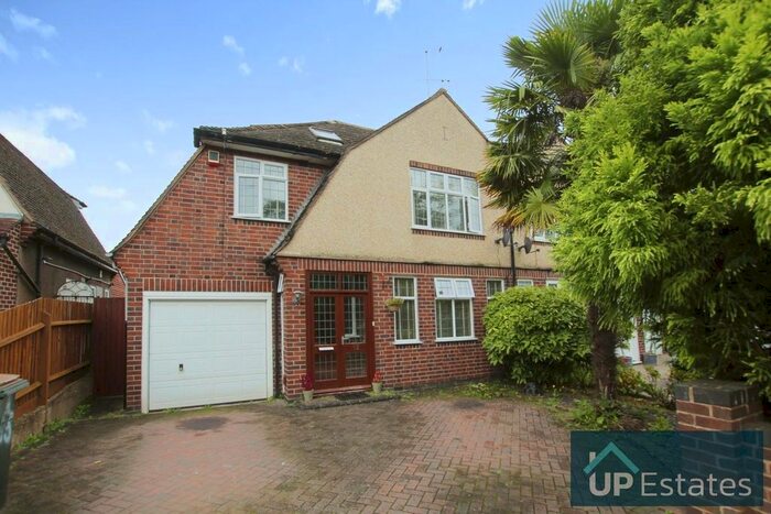 4 Bedroom Semi-Detached House To Rent In Swinburne Avenue, Copsewood, Coventry, CV2