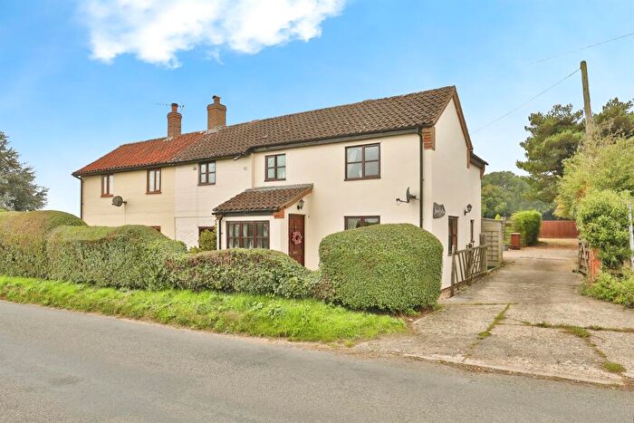 3 Bedroom Semi-Detached House For Sale In South Pickenham Road, Swaffham, PE37