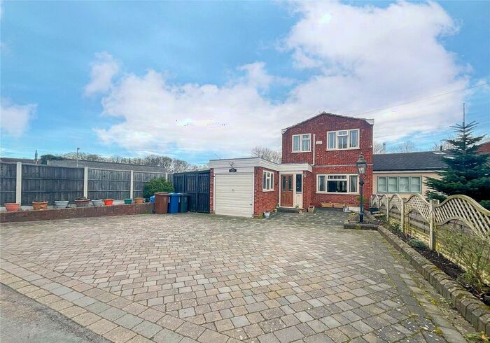 3 Bedroom Semi-Detached House For Sale In Drayton Lane, Drayton Bassett, Tamworth, Staffordshire, B78
