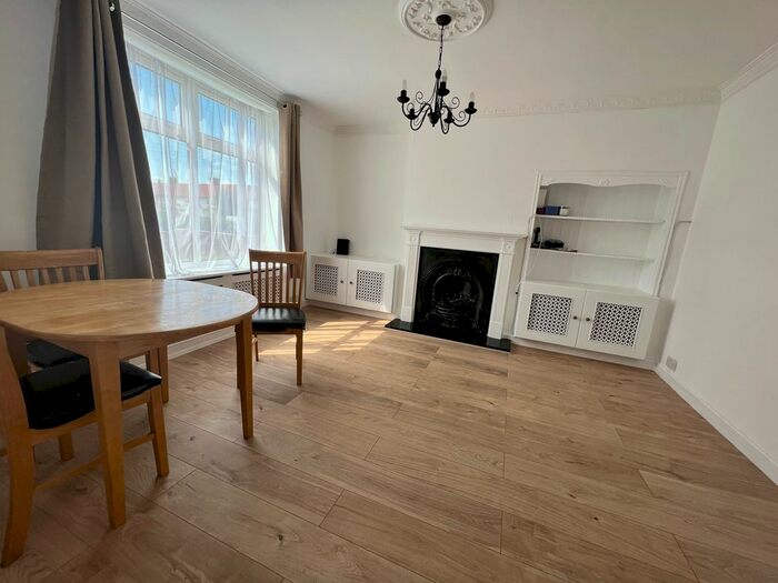 2 Bedroom Terraced House To Rent In Bentry Road, Dagenham, RM8