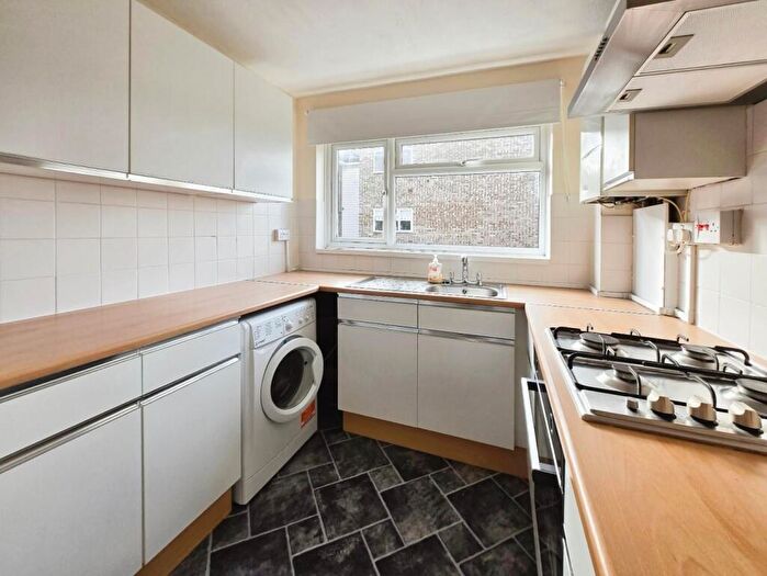 1 Bedroom Flat For Sale In Mortlake Close, Beddington, CR0