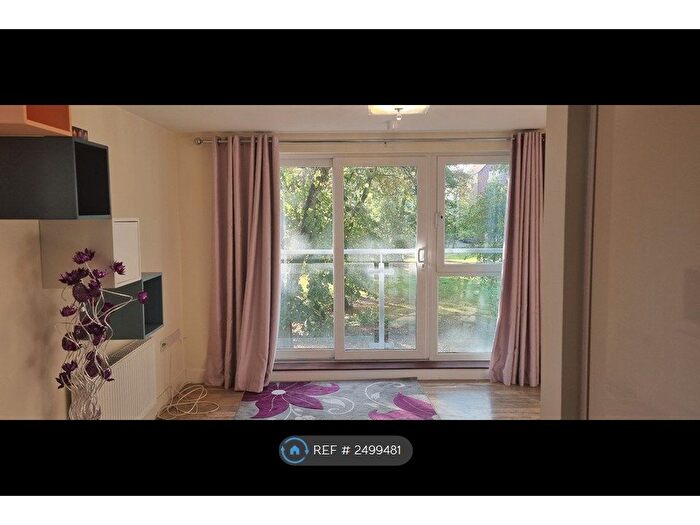 2 Bedroom Flat To Rent In The Avenue, Southampton, SO17