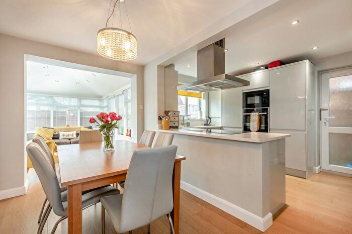 3 Bedroom Detached House For Sale In Llys Brenig, Ewloe, CH5