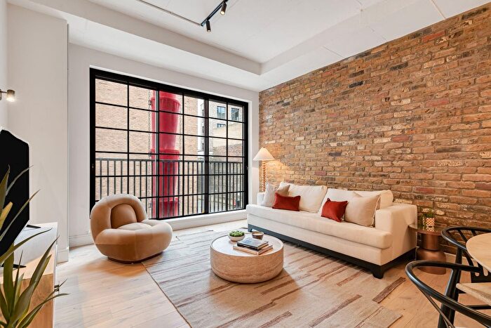 2 Bedroom Flat For Sale In Banner Street, St Lukes, EC1Y