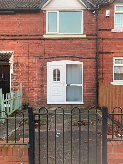 3 Bedroom Terraced House To Rent In Doe Quarry Lane, Dinnington Sheffield, S25