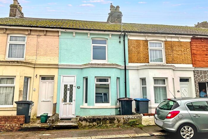 2 Bedroom Terraced House For Sale In Clarendon Street, Dover, CT17