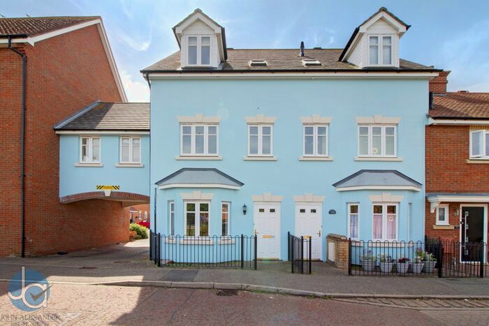 4 Bedroom End Of Terrace House To Rent In Caxton Close, Tiptree, Colchester, CO5