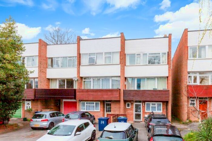 1 Bedroom Flat To Rent In Horwood Close, Headington, Oxford, OX3