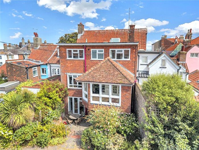 4 Bedroom Terraced House For Sale In St. James Green, Southwold, Suffolk, IP18