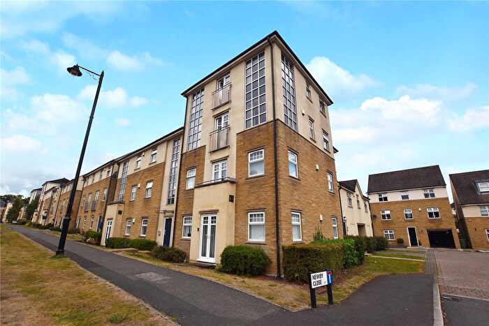 3 Bedroom Flat For Sale In High Royds Drive, Menston, Ilkley, West Yorkshire, LS29