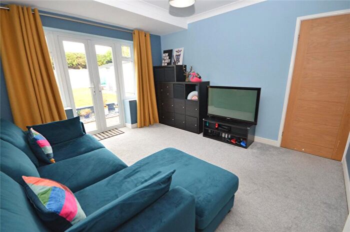 4 Bedroom Semi-Detached House For Sale In Wrenbury Crescent, Cookridge, Leeds, West Yorkshire, LS16