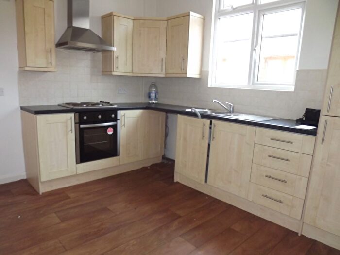 1 Bedroom Flat To Rent In London Road, Leigh On Sea, SS9