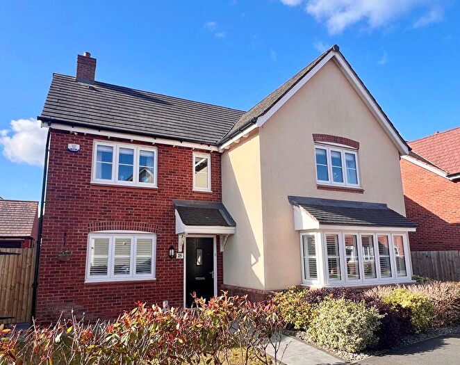 5 Bedroom Detached House For Sale In Barnside Way, Moulton, CW9