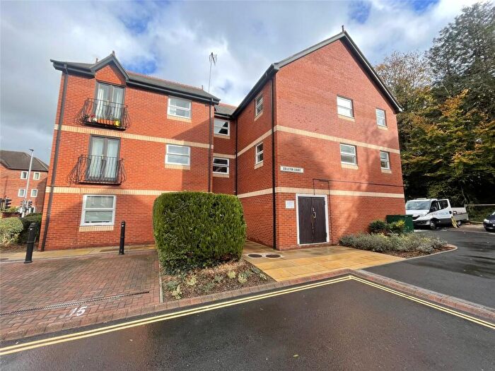 2 Bedroom Apartment To Rent In Colleton Court, Colleton Mews, Exeter, Devon, EX2