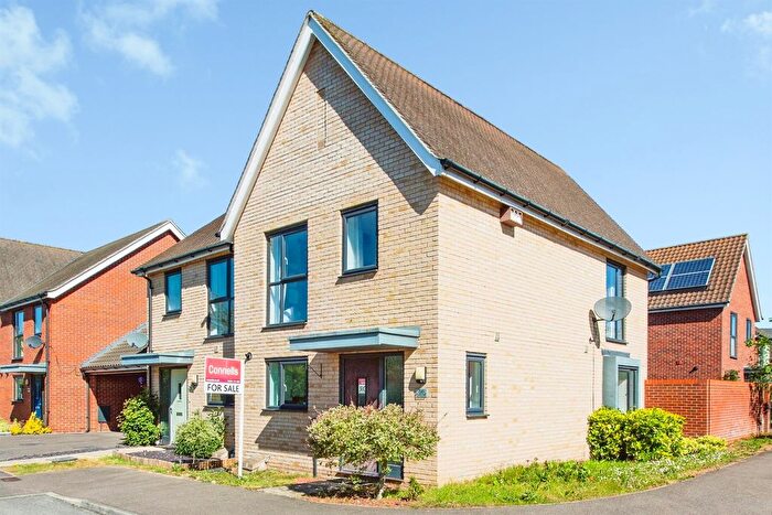 3 Bedroom Semi Detached House For Sale In Vickers Way, Upper Cambourne, Cambridge, CB23