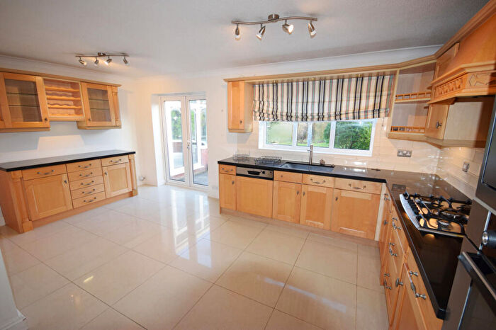 4 Bedroom Detached House To Rent In Abbots Row, Lytham St Annes, FY8